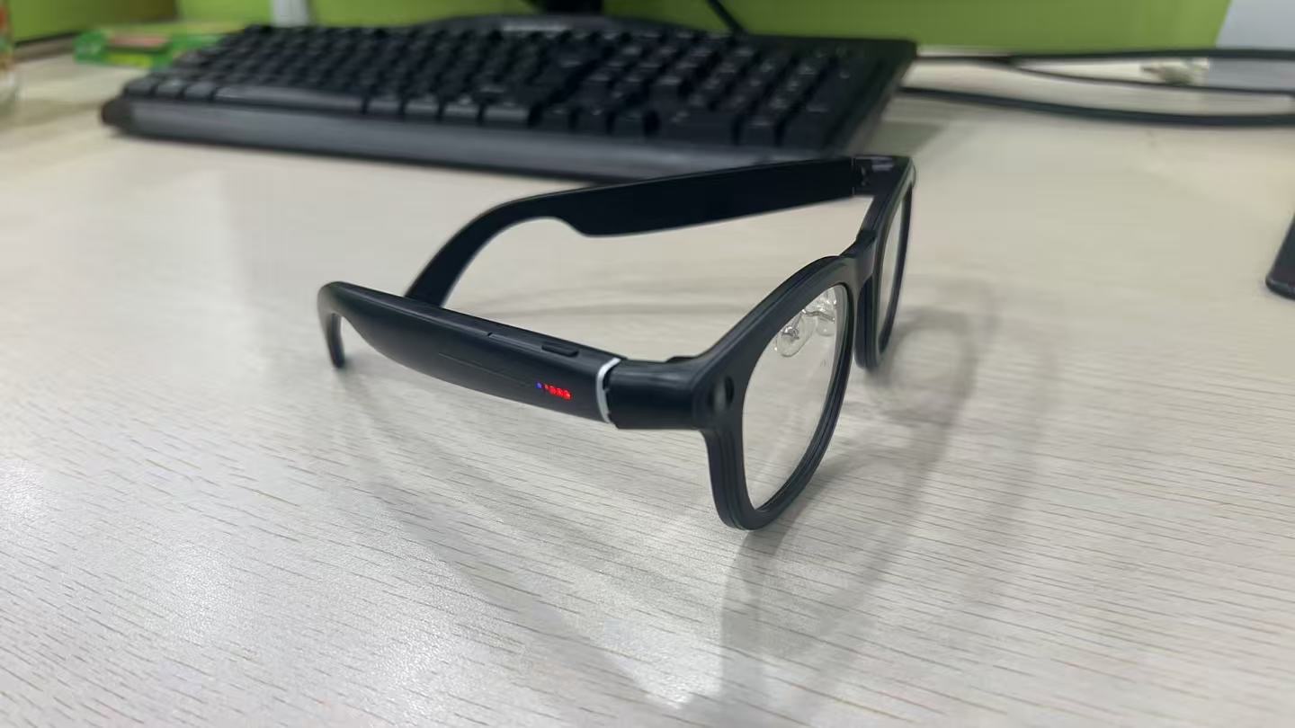 XO1 AI Smart Glasses